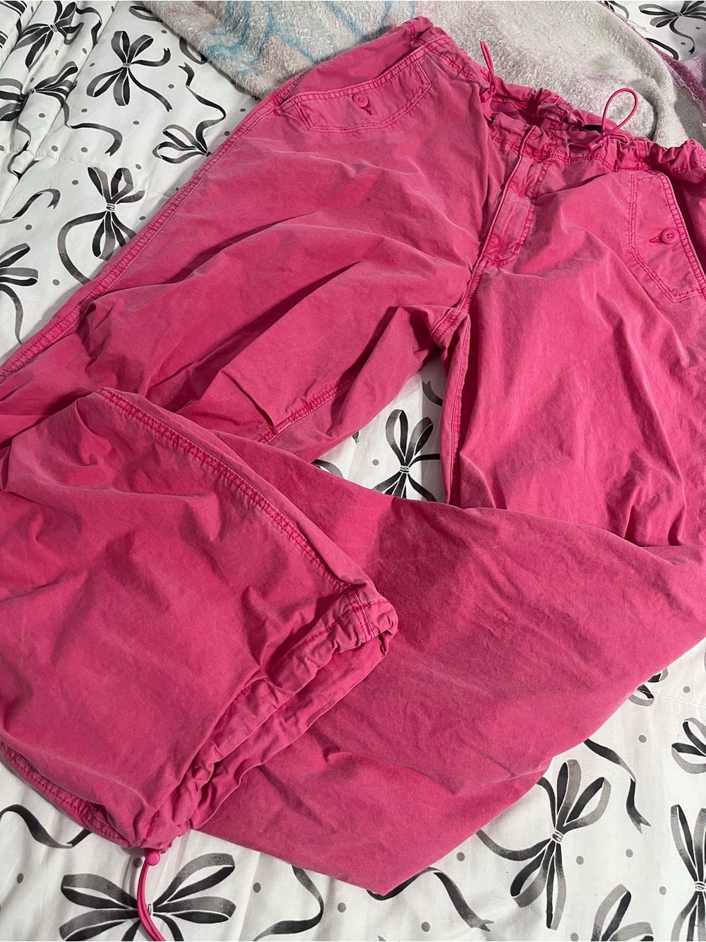 American Eagle Outfitters Bright Pink Drawstring Joggers